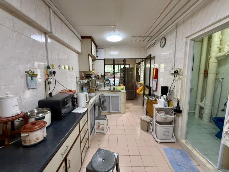 958 Hougang Street 91 HDB Apartment Room Rental, $800, 1 Bed 1 Bath 107 sqft $7.48 psf