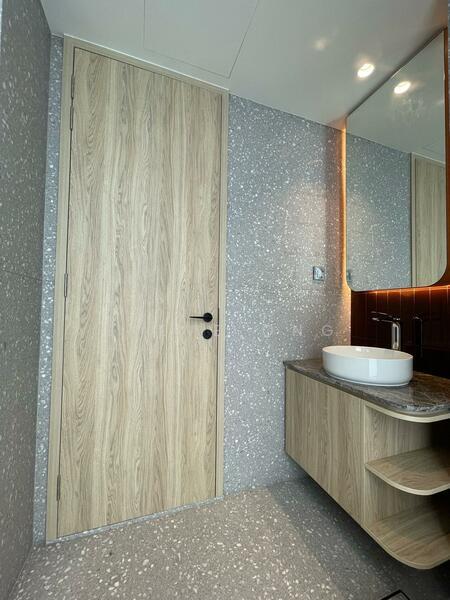 Brand New 5 Storey Inter-Terrace in Siglap