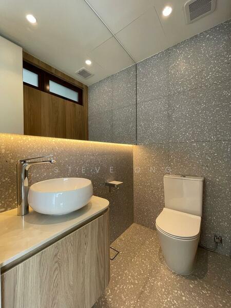 Brand New 5 Storey Inter-Terrace in Siglap