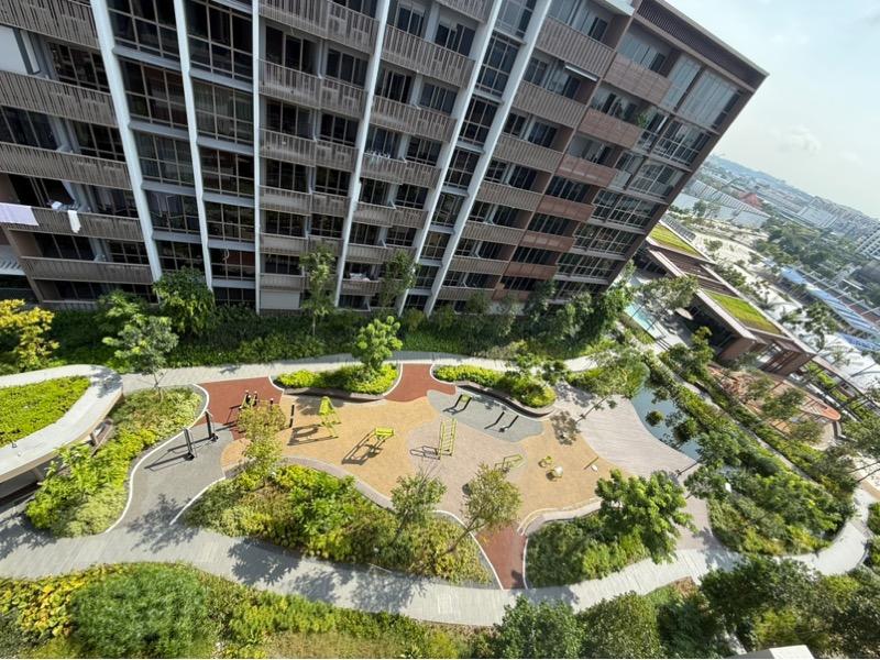 Pasir Ris 8 Apartment For Rent, $3,900, 2 Bed 1 Bath 710 sqft $5.49 psf