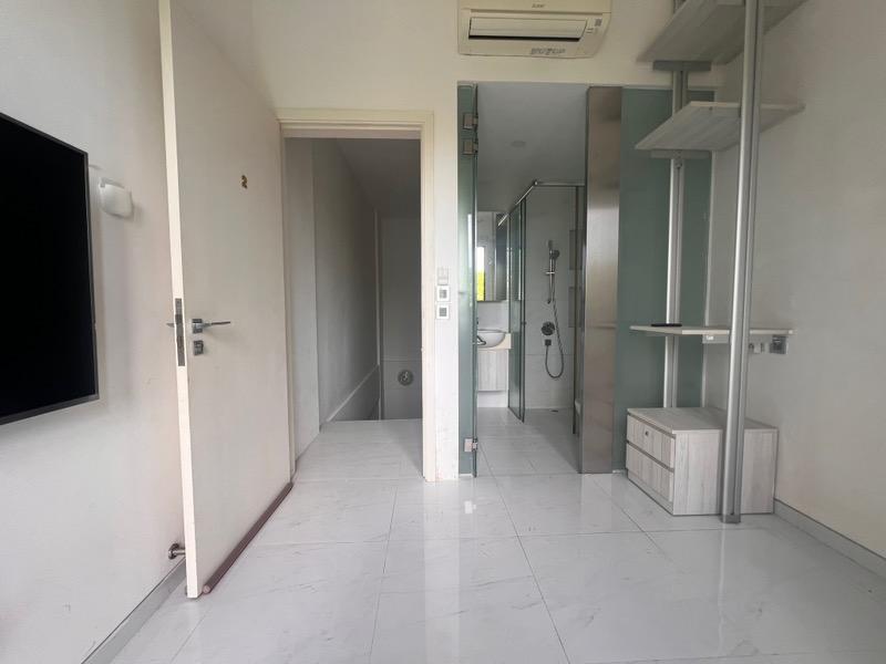 Prop-GPT: Condominium: D14  Park 1 Suites