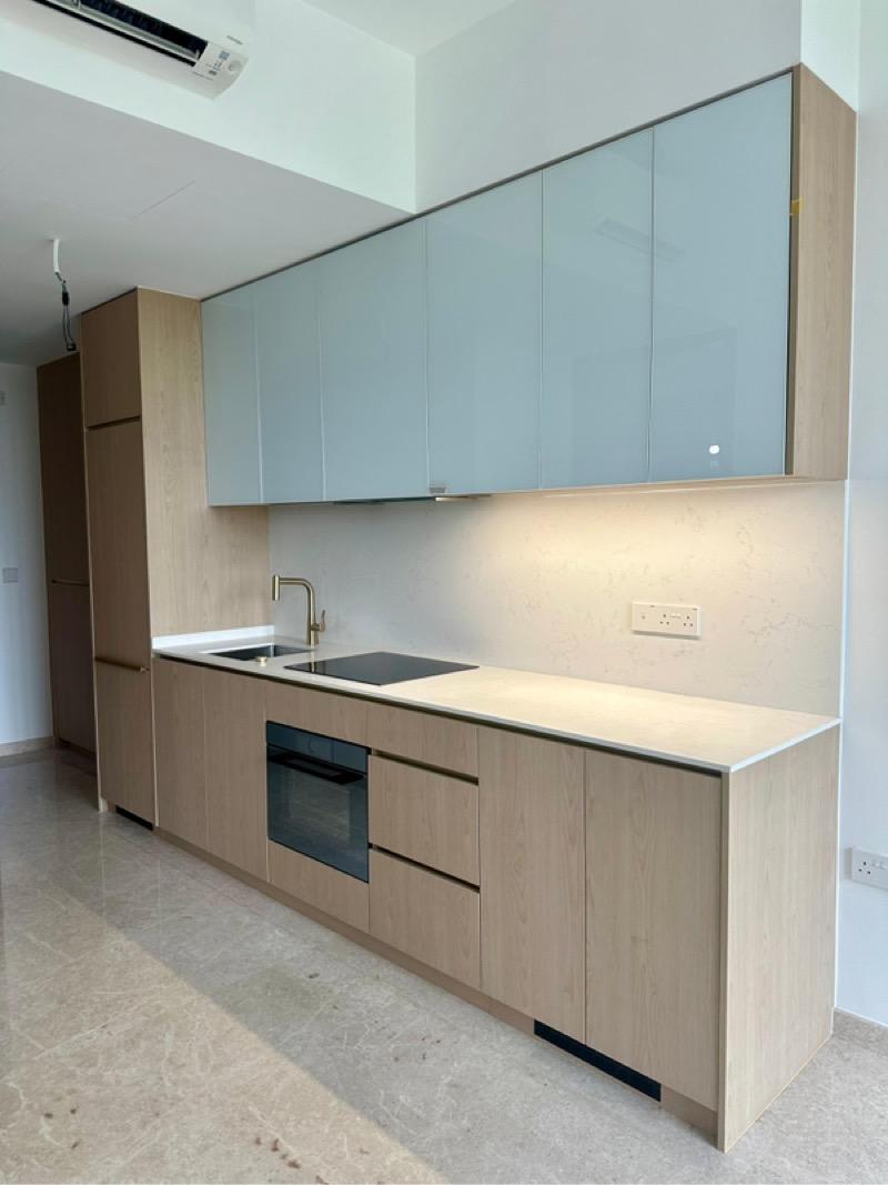Meyer Mansion Condominium For Rent, $3,900, 1 Bed 1 Bath 484 sqft $8.06 psf