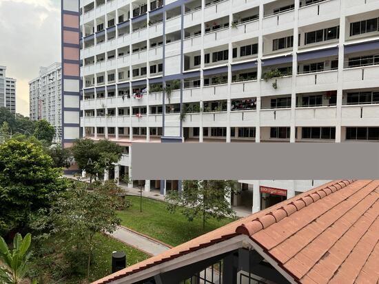 405 Choa Chu Kang Avenue 3 HDB Apartment For Rent, $3,400, 3 Bed 2 Bath 1,119 sqft $3.04 psf