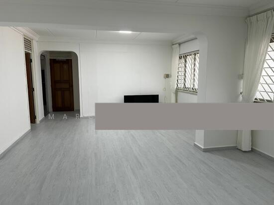 405 Choa Chu Kang Avenue 3 HDB Apartment For Rent, $3,400, 3 Bed 2 Bath 1,119 sqft $3.04 psf