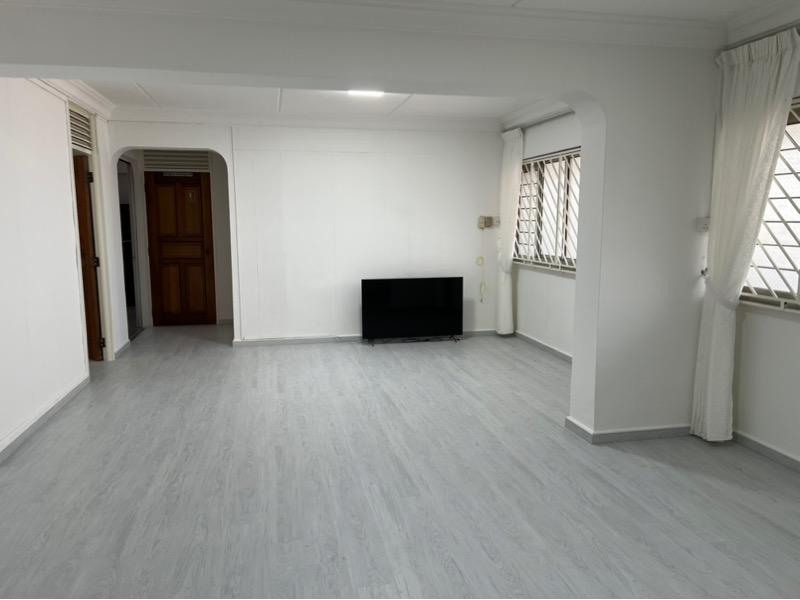 Prop-GPT: HDB Apartment: D23 Choa Chu Kang 405 Choa Chu Kang Avenue 3