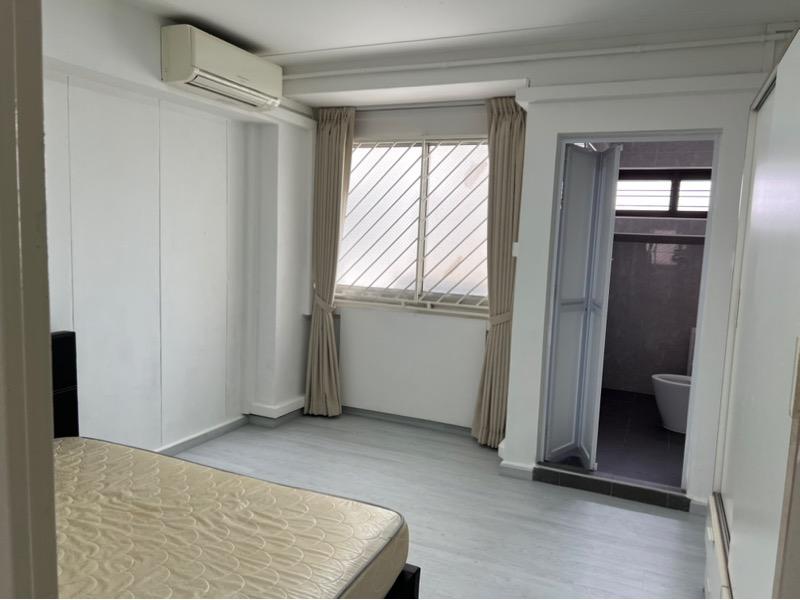 405 Choa Chu Kang Avenue 3 HDB Apartment For Rent, $3,400, 3 Bed 2 Bath 1,130 sqft $3.01 psf