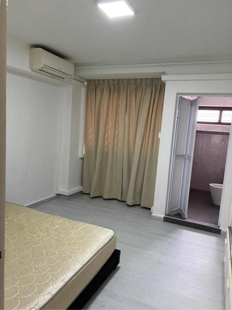 405 Choa Chu Kang Avenue 3 HDB Apartment For Rent, $3,400, 3 Bed 2 Bath 1,130 sqft $3.01 psf