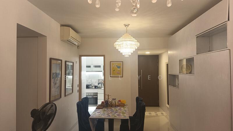 Prop-GPT: Condominium: D17  Parc Olympia