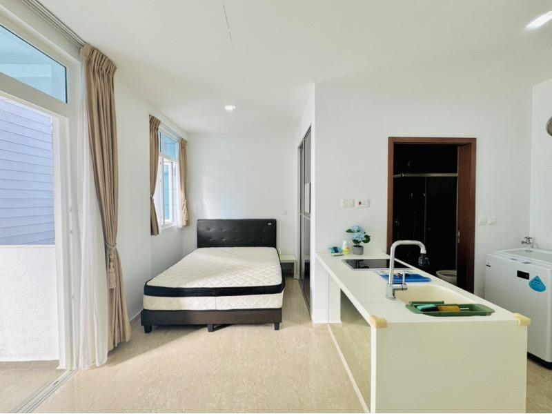Parc Imperial Condominium For Rent, $3,1001 Bath 398 sqft $7.79 psf
