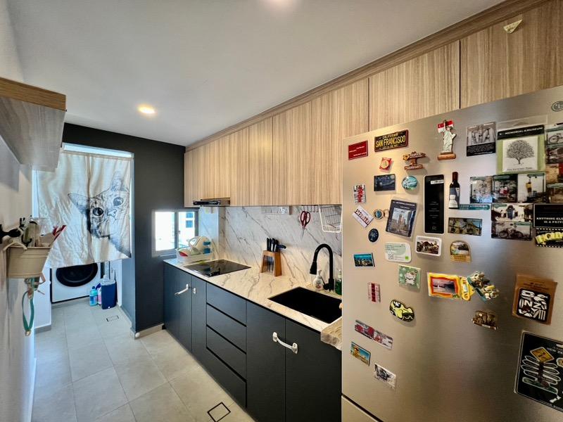 Atrium Residences Condominium Room Rental, $2,000, 1 Bed 3 Bath 1,001 sqft $2.00 psf