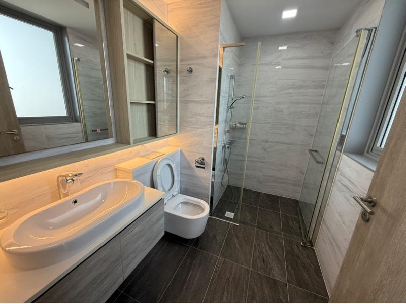 The Alps Residences Condominium For Rent, $3,800, 2 Bed 2 Bath 700 sqft $5.43 psf