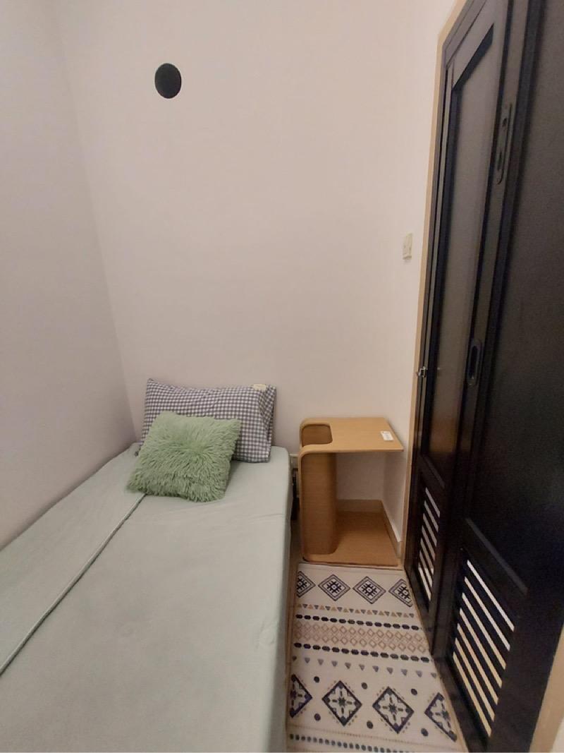 Savannah Condopark Condominium Room Rental, $699, 1 Bed 1 Bath 80 sqft $8.74 psf