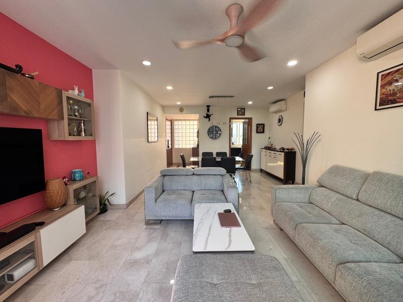 Prop-GPT: Condominium: D23 Bukit Batok Guilin View