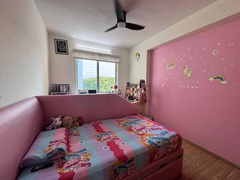 Guilin View Condominium For Rent, $4,800, 3 Bed 3 Bath 1,259 sqft $3.81 psf