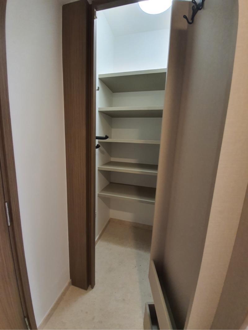 Seaside Residences Apartment For Rent, $3,500, 1 Bed 1 Bath 506 sqft $6.92 psf