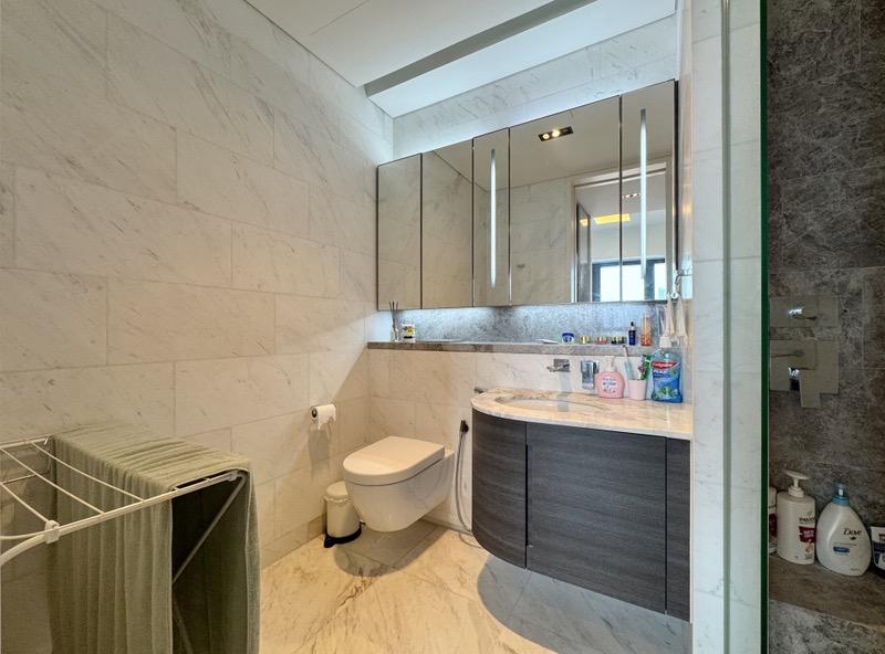 DUO Residences Apartment For Rent, $6,500, 2 Bed 2 Bath 818 sqft $7.95 psf
