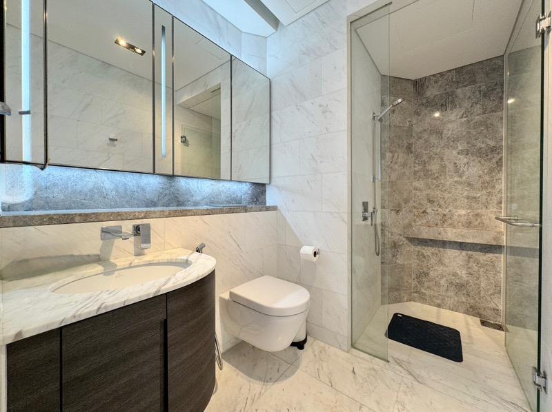 DUO Residences Apartment For Rent, $6,500, 2 Bed 2 Bath 818 sqft $7.95 psf