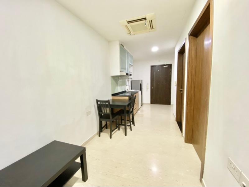 Le Regal Apartment For Rent, $2,600, 1 Bed 1 Bath 366 sqft $7.10 psf