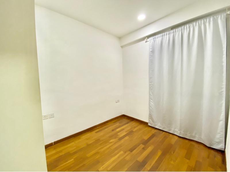 Le Regal Apartment For Rent, $2,600, 1 Bed 1 Bath 366 sqft $7.10 psf