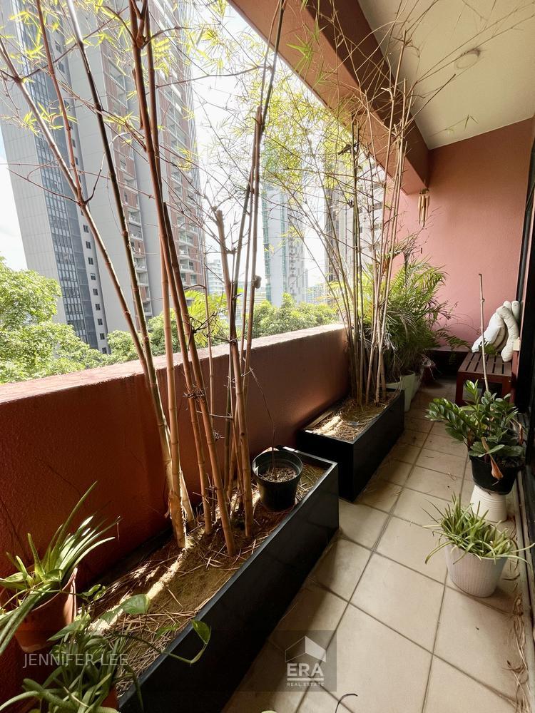 Spacious 4 Bedroom Who Wish Urban Convenience With Resort Lifestyle!