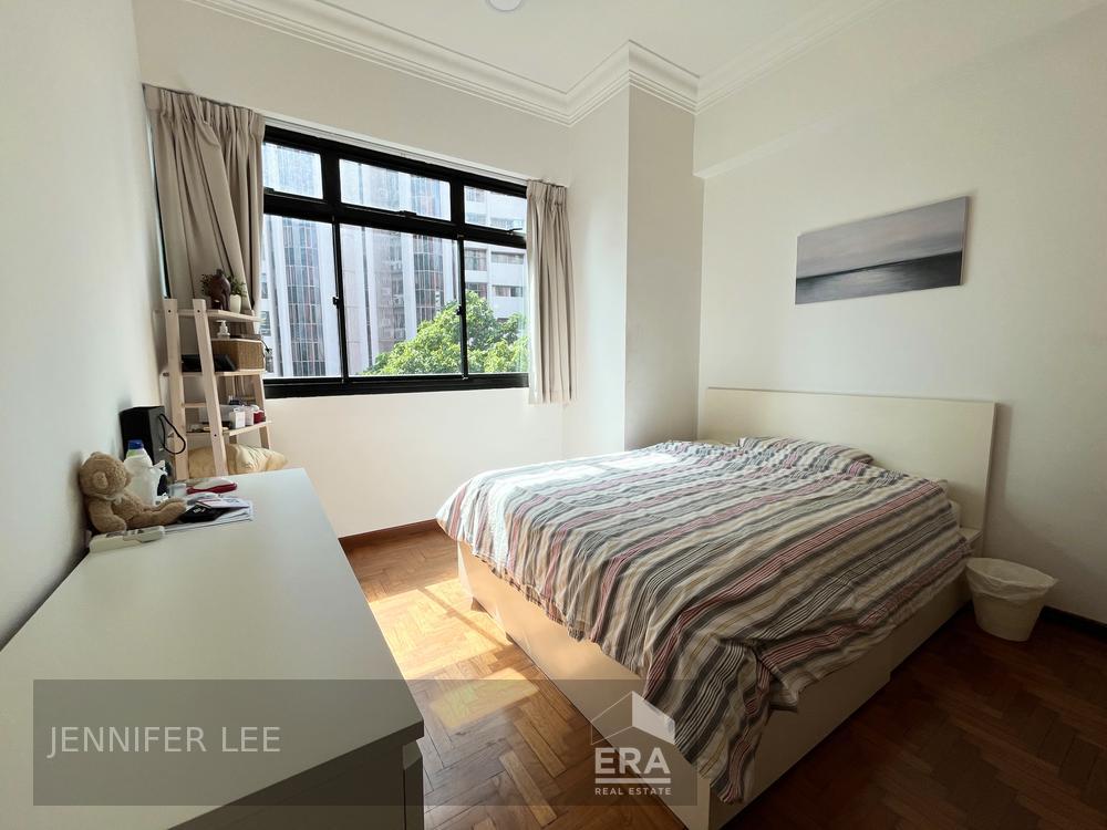 Spacious 4 Bedroom Who Wish Urban Convenience With Resort Lifestyle!