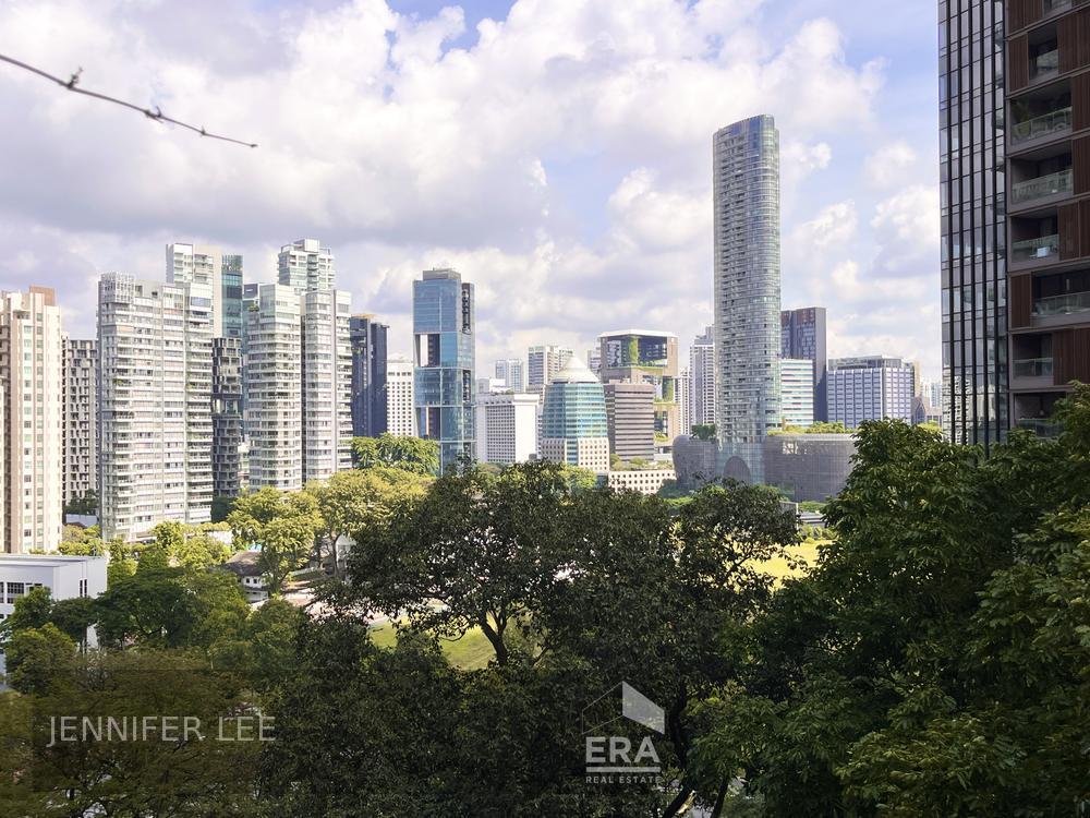 Spacious 4 Bedroom Who Wish Urban Convenience With Resort Lifestyle!