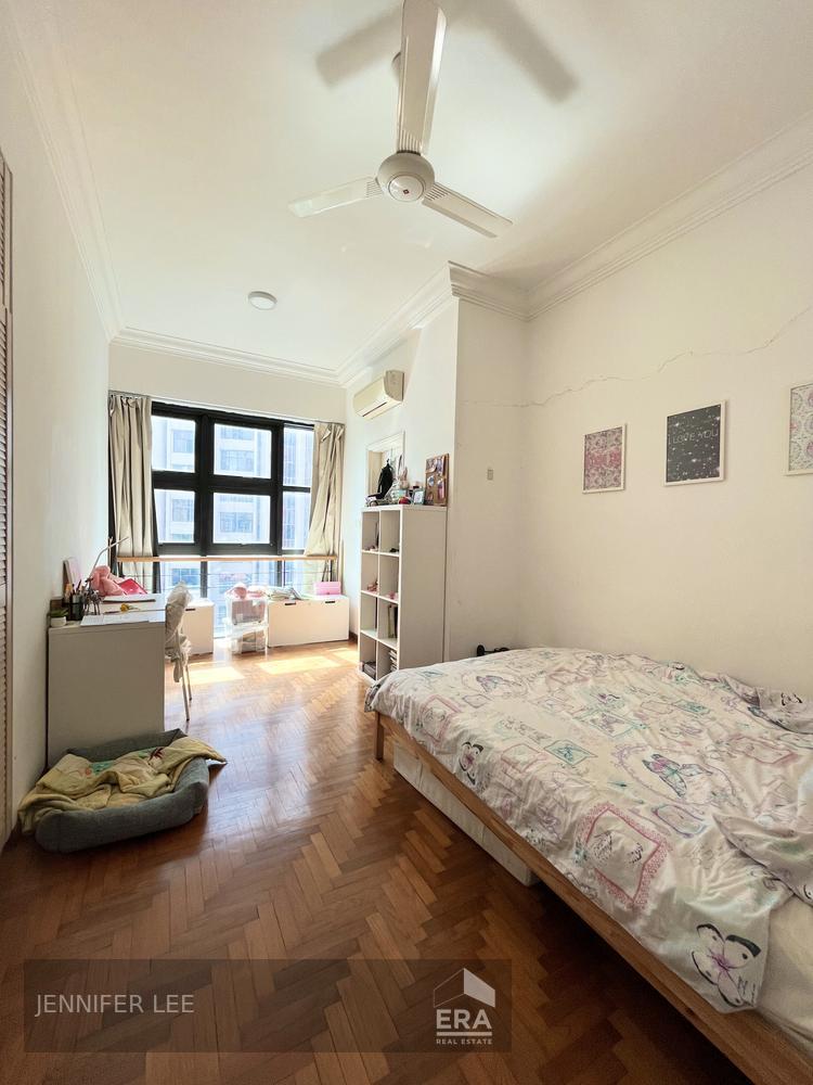 Spacious 4 Bedroom Who Wish Urban Convenience With Resort Lifestyle!