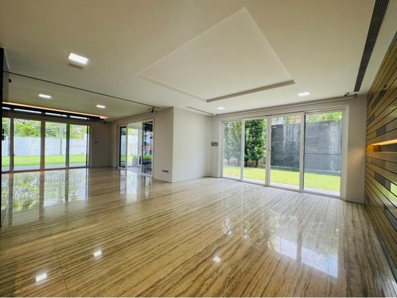 Frankel Estate Detached House For Rent, $35,000, 7 Bed 9 Bath 12,000 sqft $3.82 psf