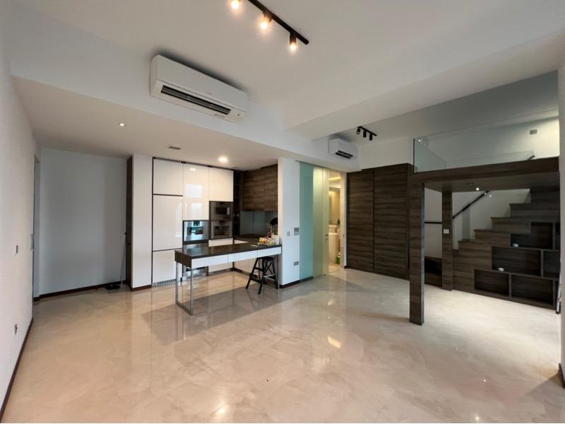 The Scotts Tower Condominium For Rent, $4,2001 Bath 657 sqft $6.39 psf