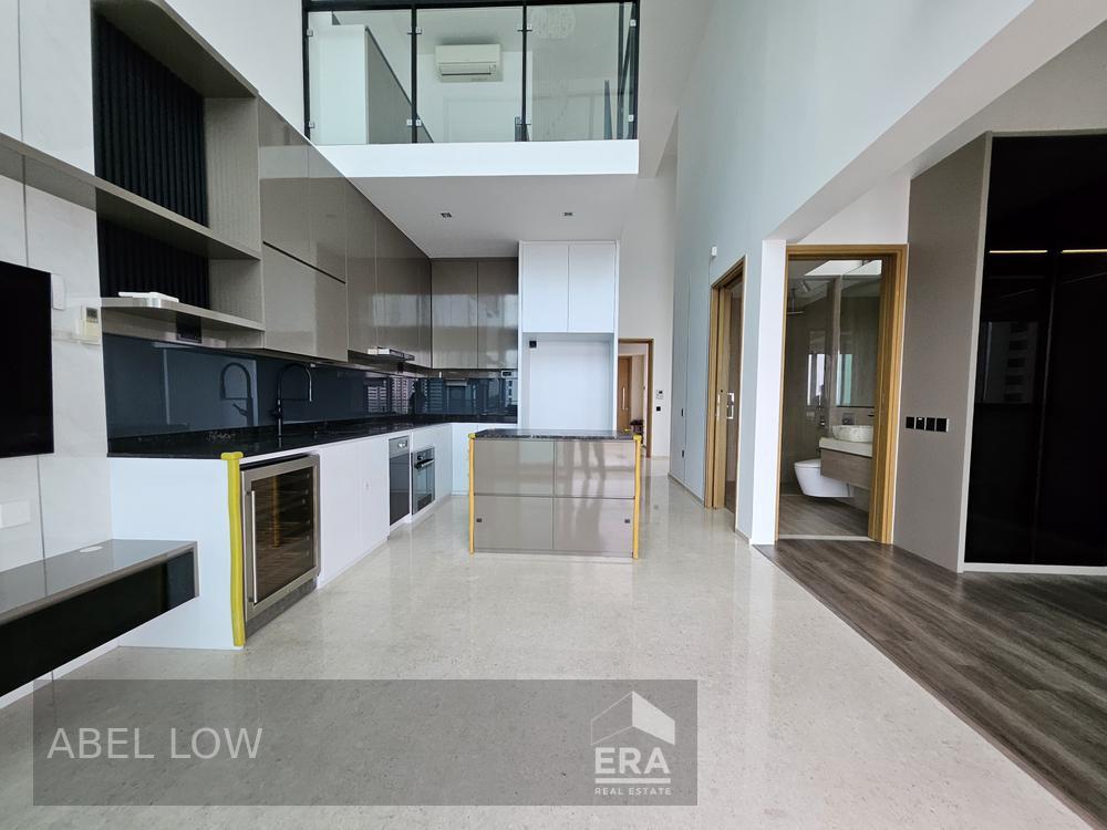Prop-GPT: Condominium: D15 Marine Parade Marine Blue