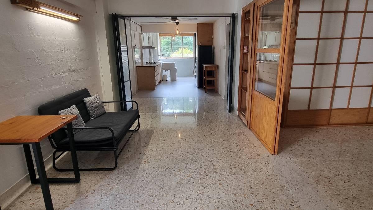 42 Telok Blangah Rise HDB Apartment For Rent, $3,400, 2 Bed 1 Bath 753 sqft $4.52 psf
