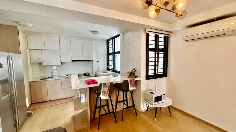 630 Senja Road HDB Apartment Room Rental, $900, 1 Bed 2 Bath 107 sqft $8.41 psf