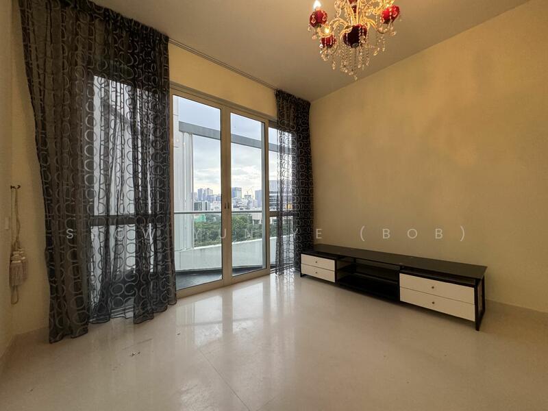 Prop-GPT: Condominium: D09  Visioncrest