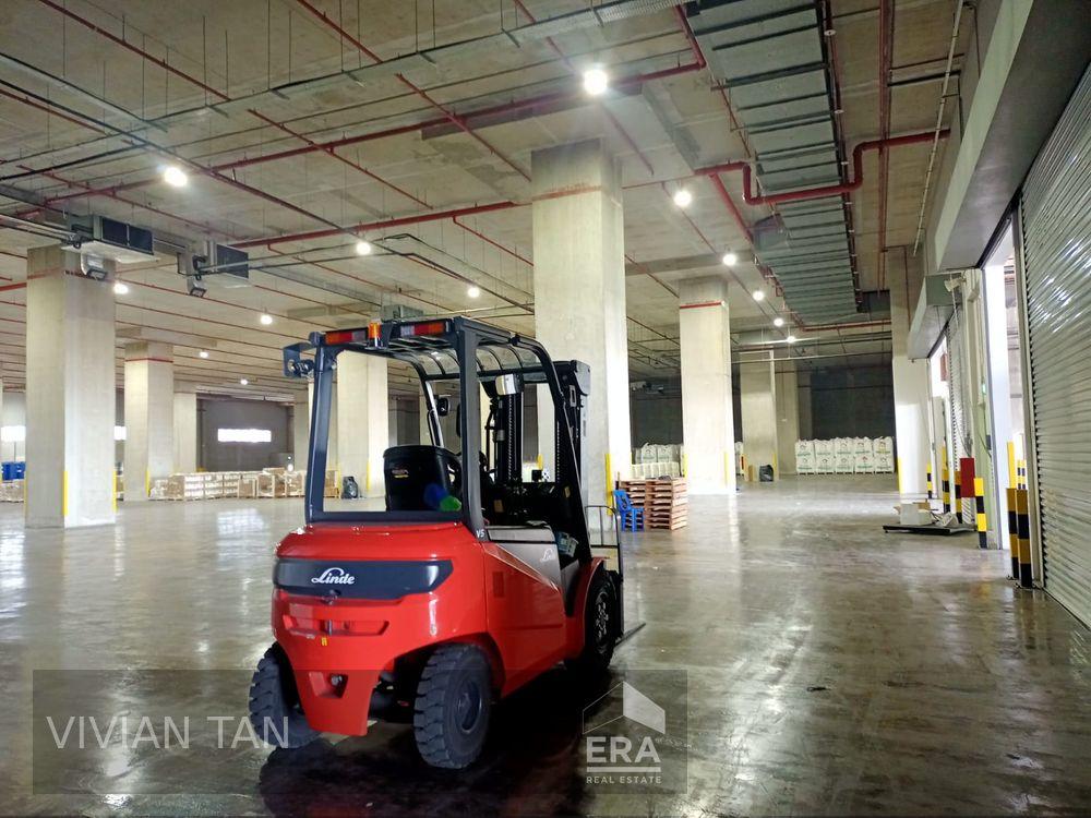 Prop-GPT: Factory: D22 Jurong A+ 5k-500k Sqf D22 Ambient Bare Aircon Coldroom Factory Warehouse Office Loading Bay High Ceiling High Power