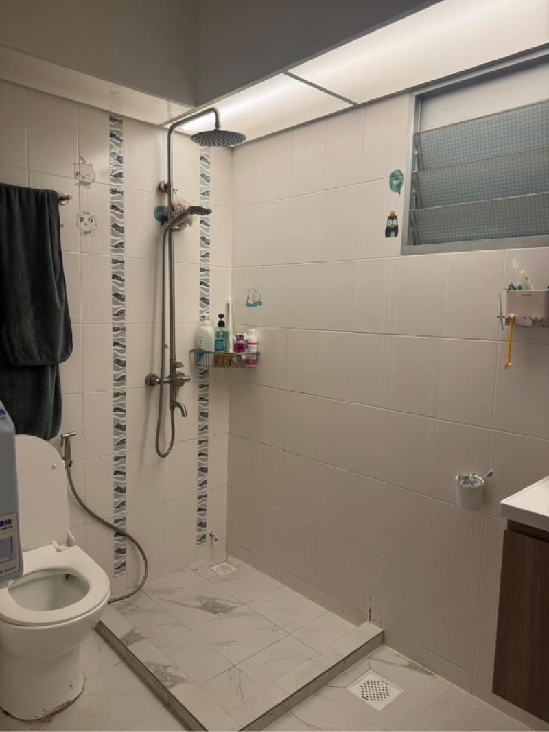 442D Fajar Road HDB Apartment Room Rental, $1,000, 1 Bed 2 Bath 107 sqft $9.35 psf