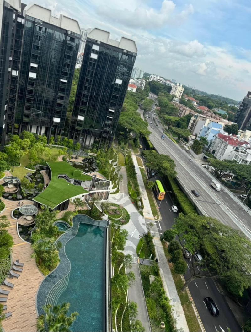 Hyll on Holland Condominium For Rent, $5,200, 2 Bed 2 Bath 700 sqft $7.43 psf