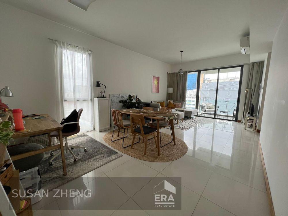 Rare Spacious 2 Bedroom in City Area. Walk to Mrt