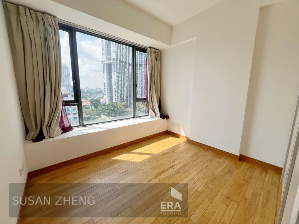 Rare Spacious 2 Bedroom in City Area. Walk to Mrt