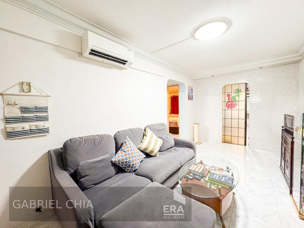 Prop-GPT: HDB - 2 room: D16 Bedok Bedok North Street 2, Bedok, Singapore, D16, 460122: Sgd 3,100