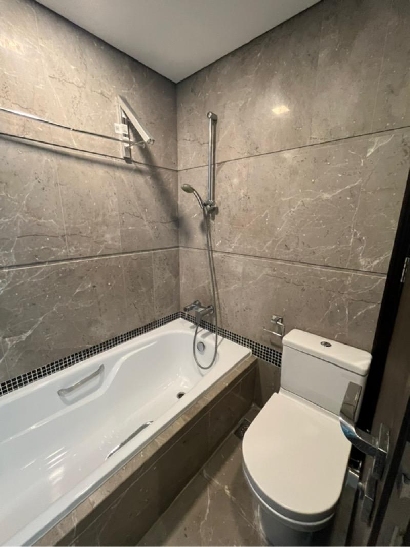 The Vision Condominium For Rent, $6,100, 3 Bed 3 Bath 1,259 sqft $4.85 psf