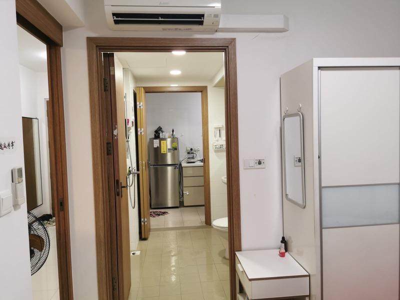 439A Bukit Batok West Avenue 8 HDB Apartment For Rent, $2,699, 2 Bed 1 Bath 5,435 sqft $0.50 psf