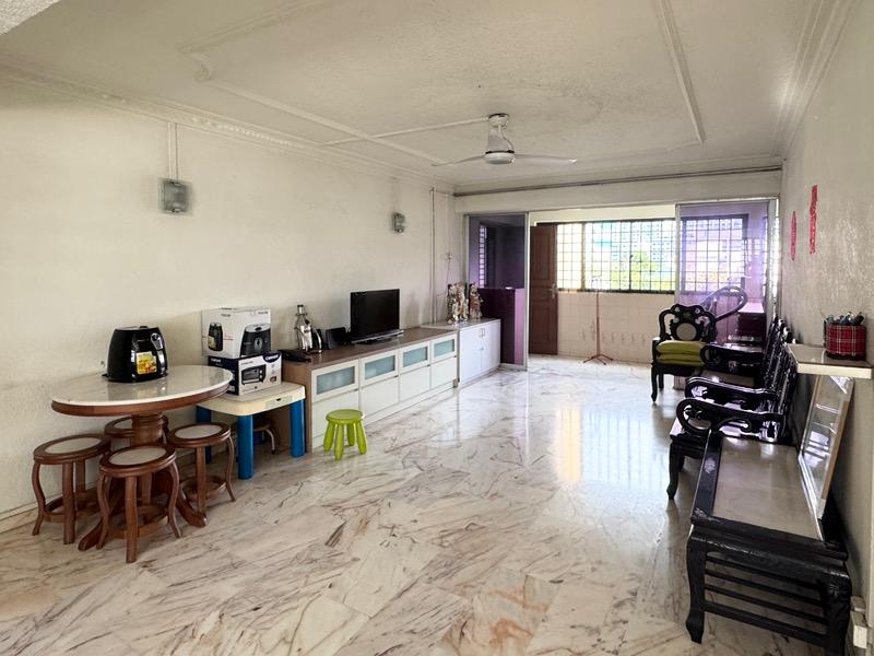 114 Serangoon North Avenue 1 HDB Apartment Room Rental, $900, 1 Bed 1 Bath 161 sqft $5.59 psf