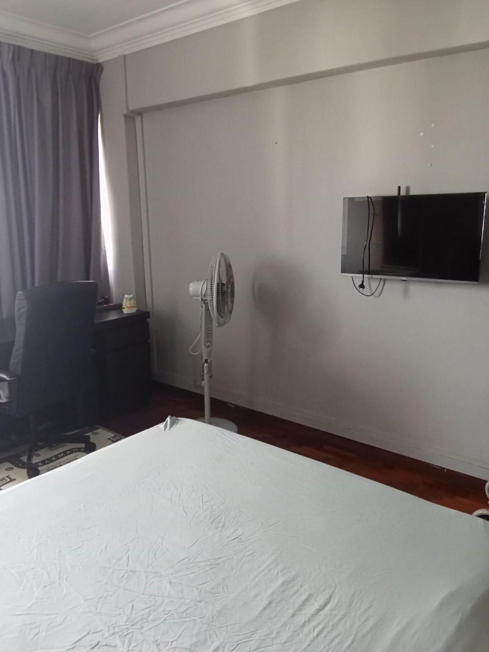 125 Geylang East Avenue 1 HDB Apartment Room Rental, $1,000, 1 Bed 1 Bath 1,270 sqft $0.79 psf
