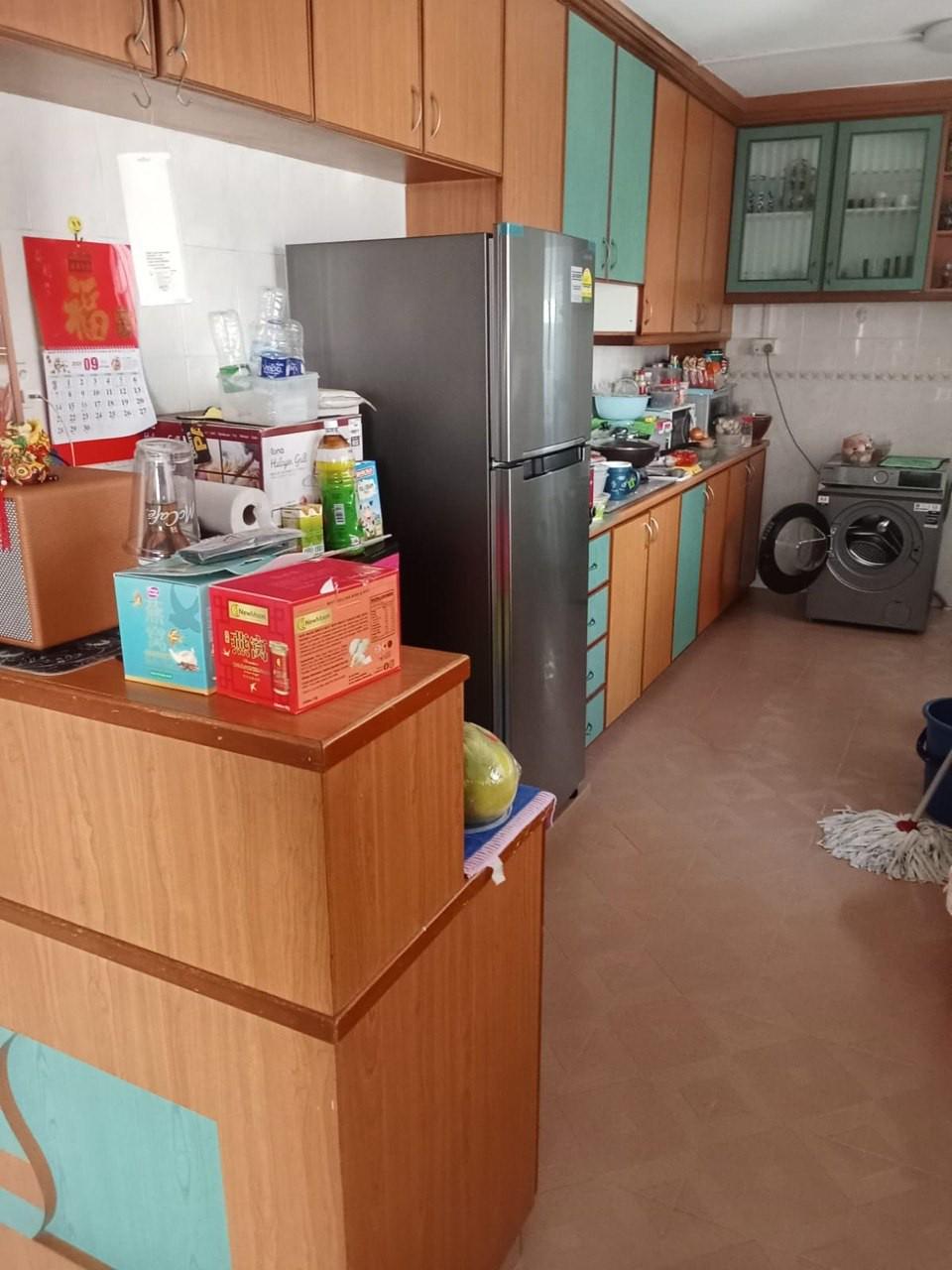 125 Geylang East Avenue 1 HDB Apartment Room Rental, $1,000, 1 Bed 1 Bath 1,270 sqft $0.79 psf