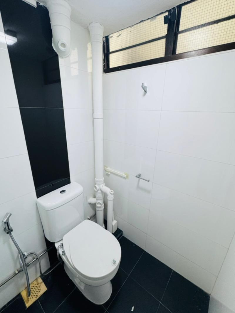 153 Mei Ling Street HDB Apartment For Rent, $3,400, 3 Bed 2 Bath 721 sqft $4.72 psf