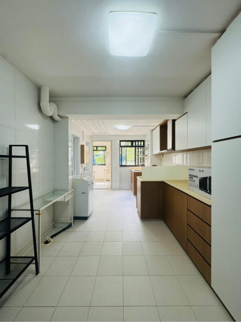 153 Mei Ling Street HDB Apartment For Rent, $3,400, 3 Bed 2 Bath 721 sqft $4.72 psf