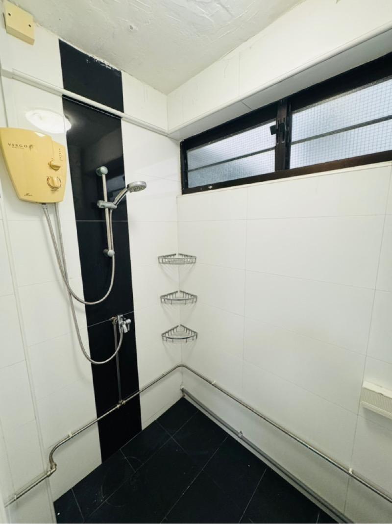 153 Mei Ling Street HDB Apartment For Rent, $3,400, 3 Bed 2 Bath 721 sqft $4.72 psf