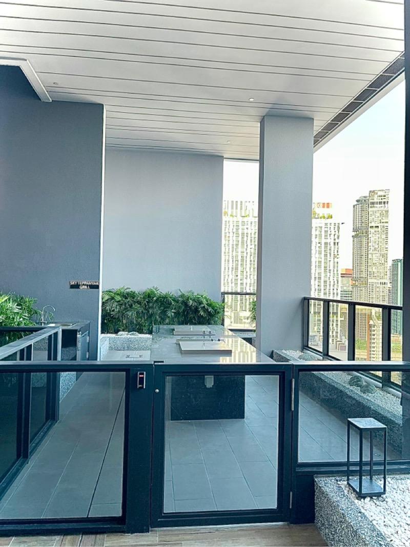 Sky Everton Condominium For Rent, $5,500, 2 Bed 2 Bath 646 sqft $8.51 psf