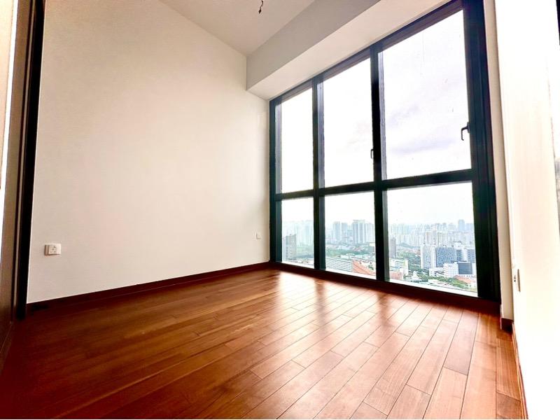 Sky Everton Condominium For Rent, $5,500, 2 Bed 2 Bath 646 sqft $8.51 psf