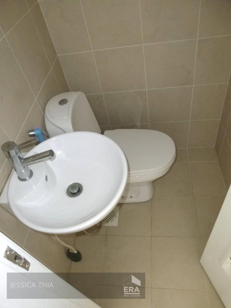 Emily Residence, Near Dist. 9 Mrt, Whole Unit Spacious 1 Rm, 1 Hall